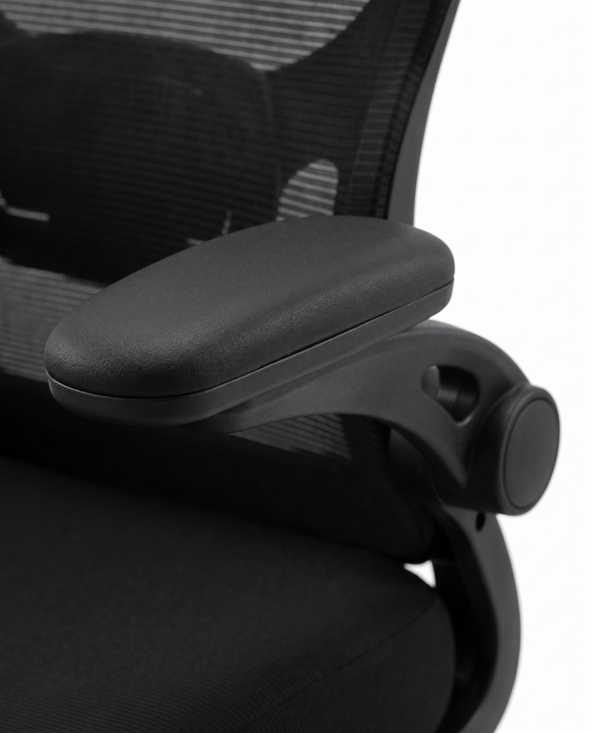 Aria 3D adjustable armrest, close-up