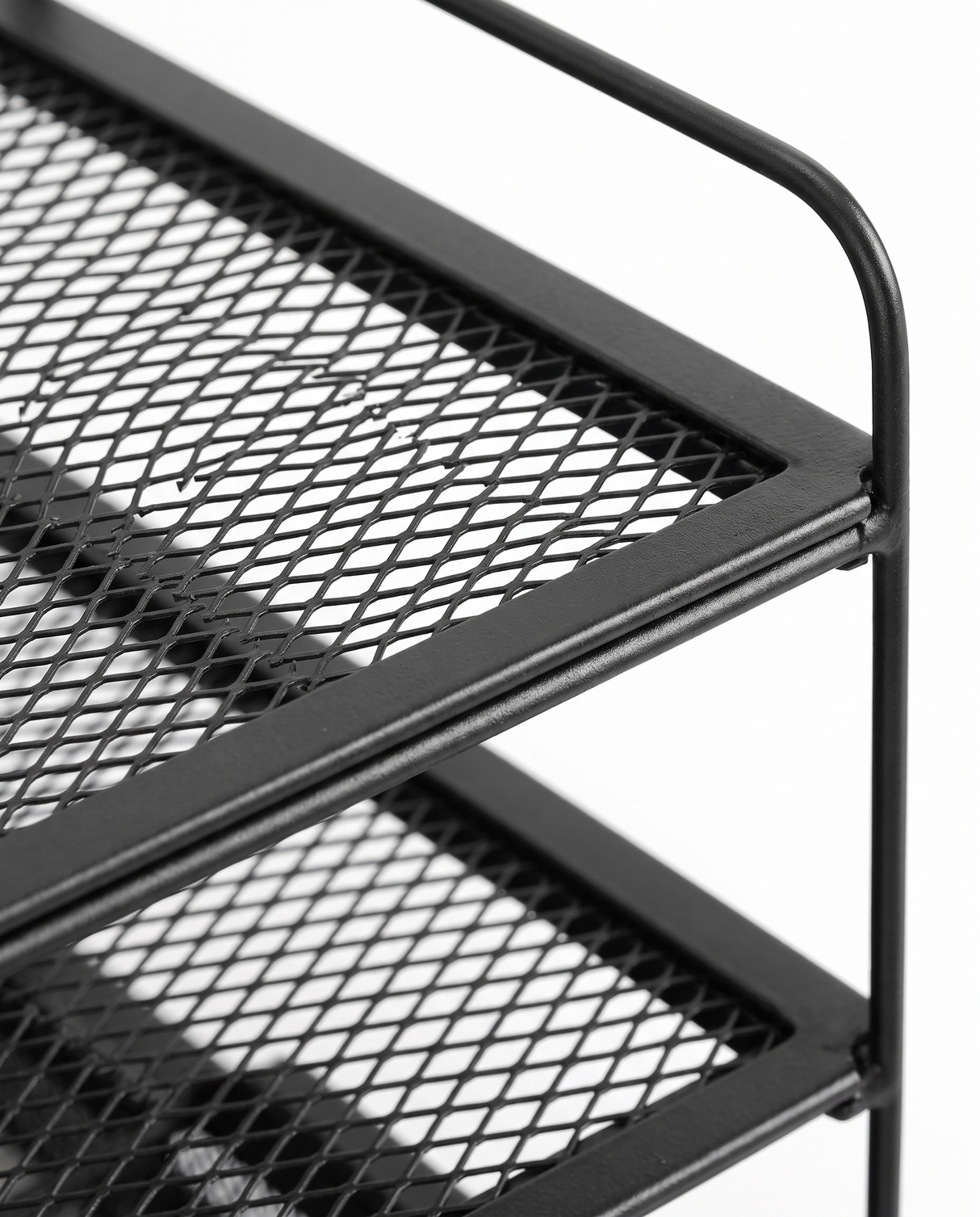 Ordine steel mesh tray detail, close-up