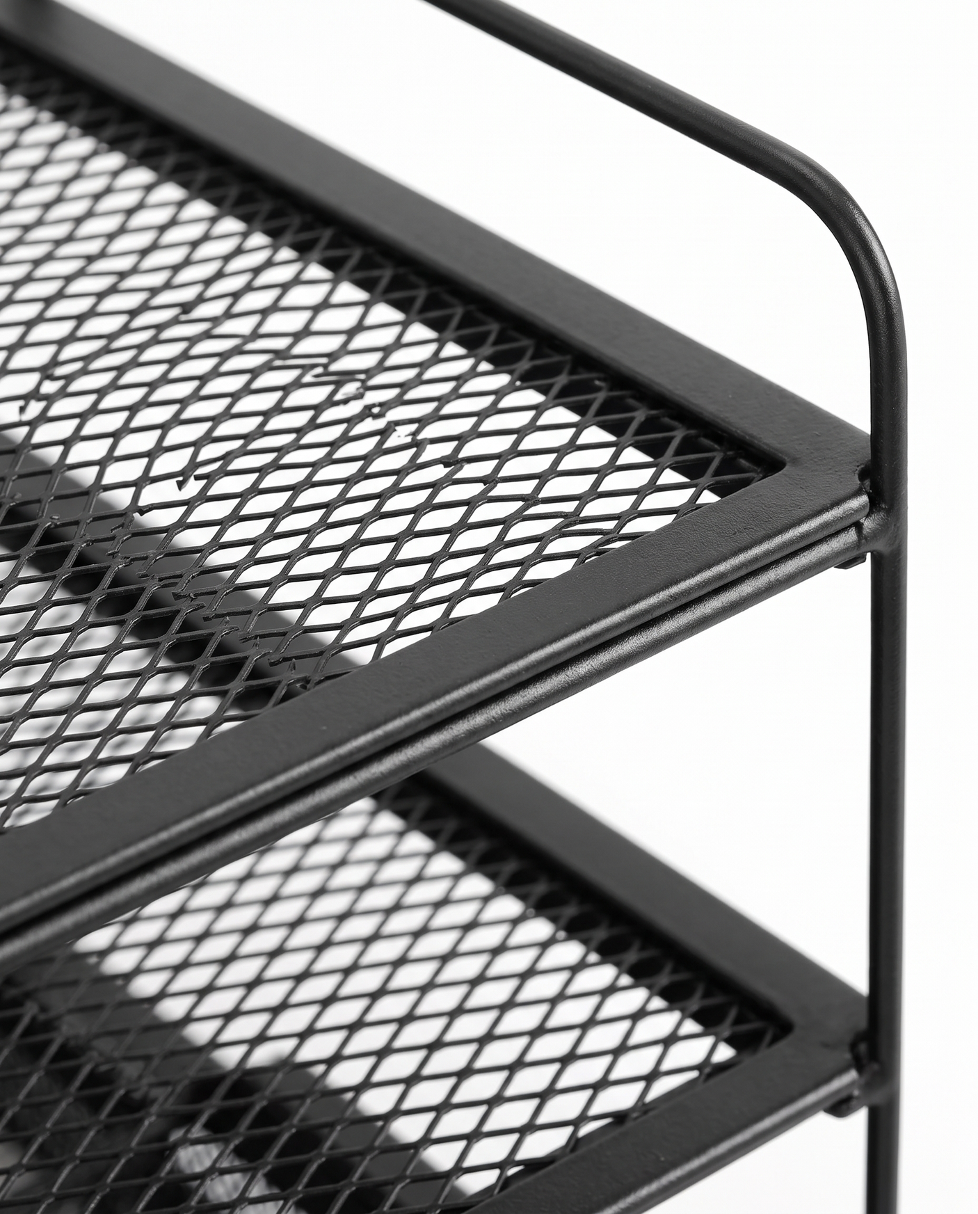 Ordine steel mesh tray detail, close-up