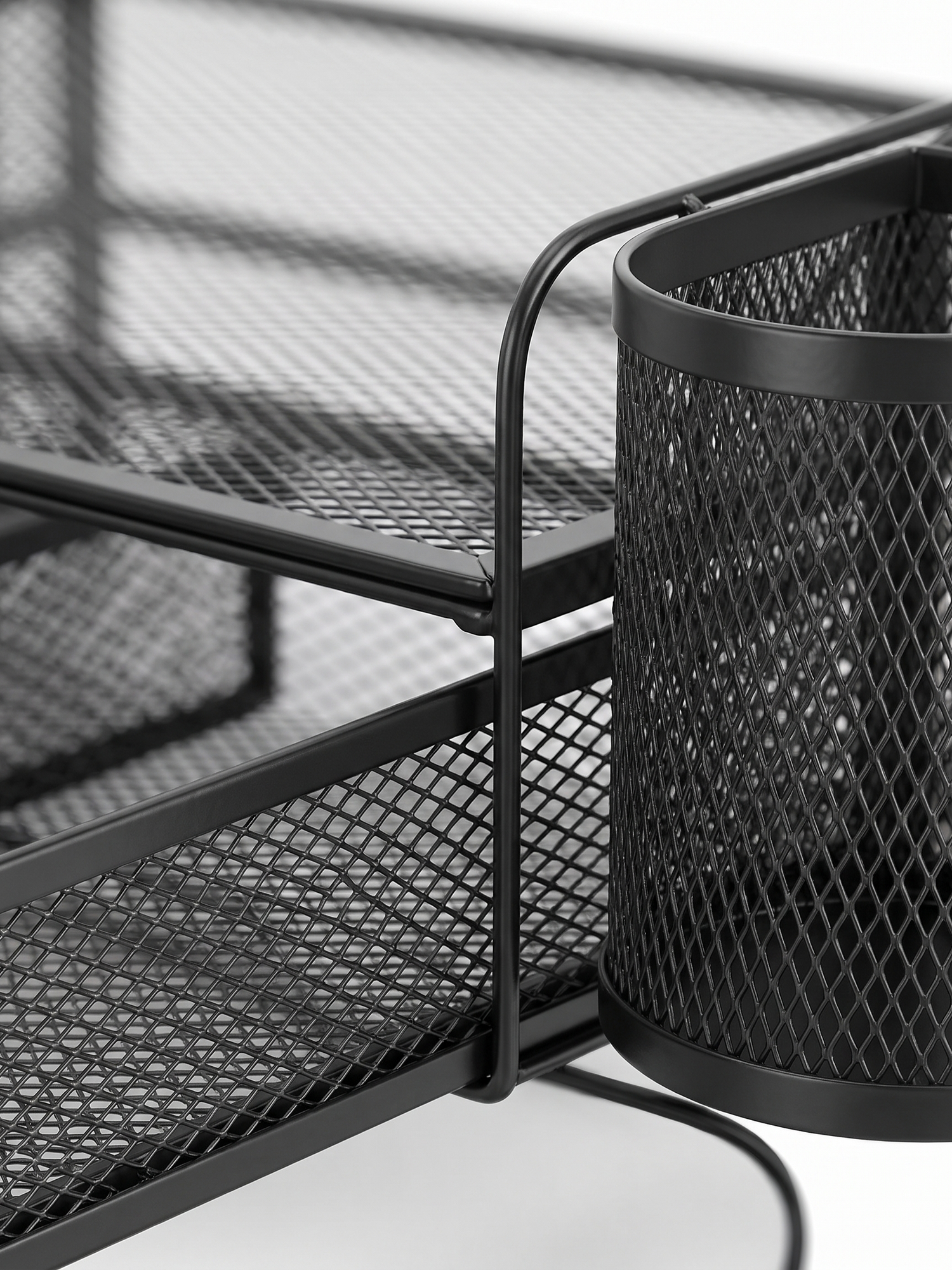 Ordine pull-out drawer and pen cup, close-up