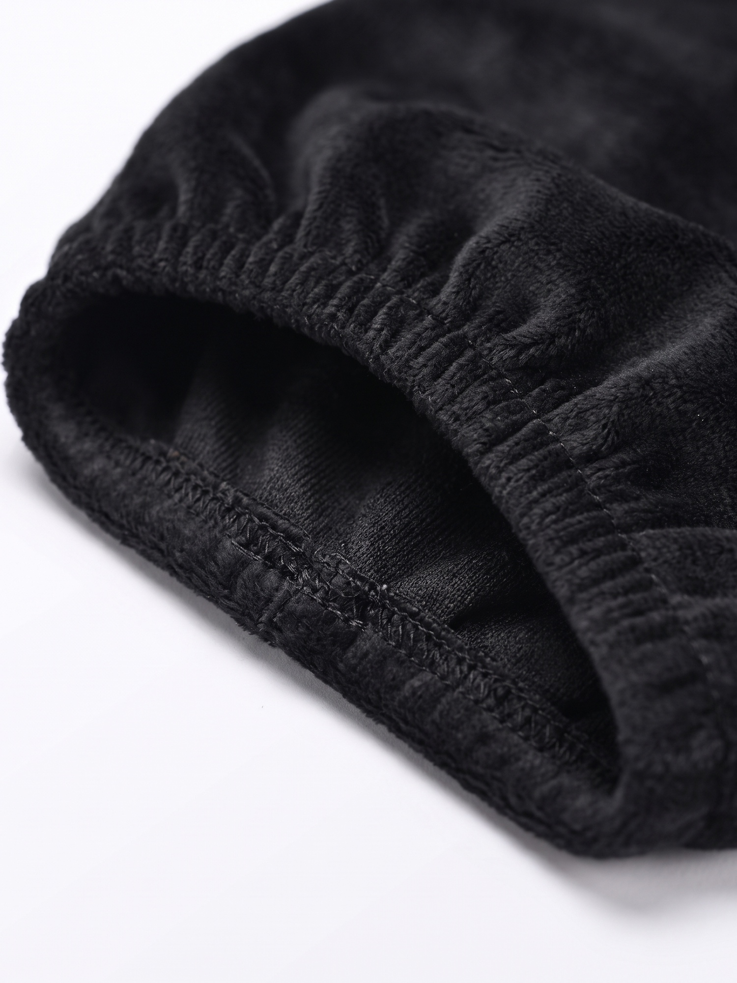 Cloudrest stretch cover seam, close-up