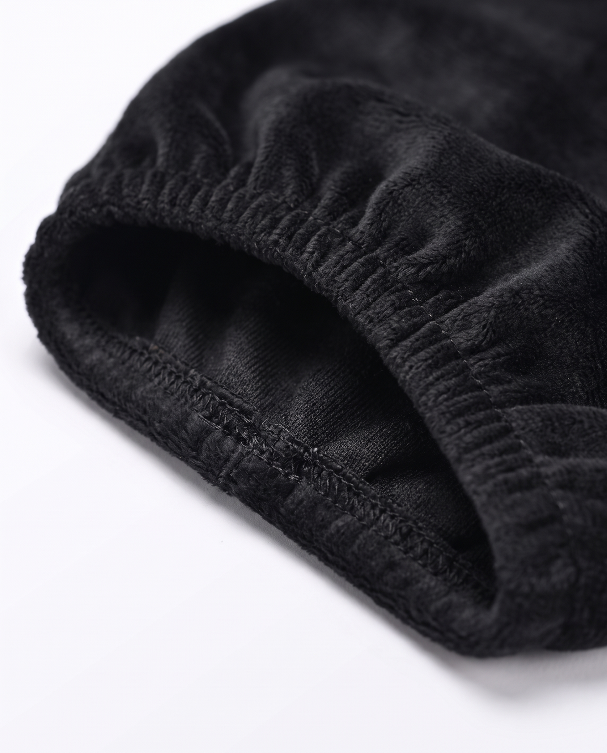 Cloudrest stretch cover seam, close-up