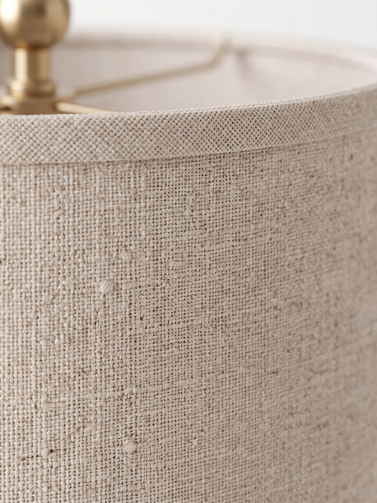 Della lamp oatmeal linen shade weave, close-up on white