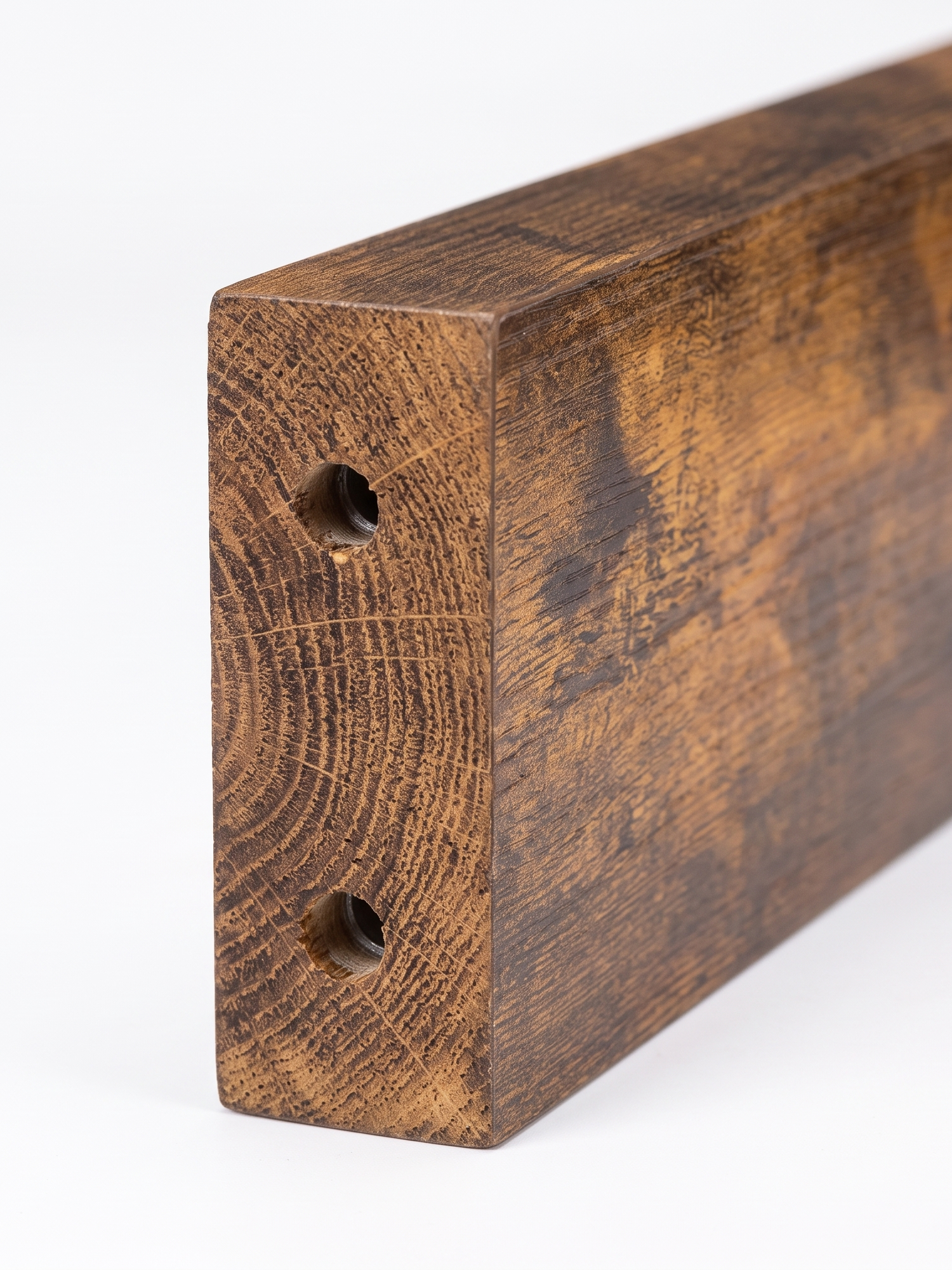 Ridge shelf thick end profile, close-up on white