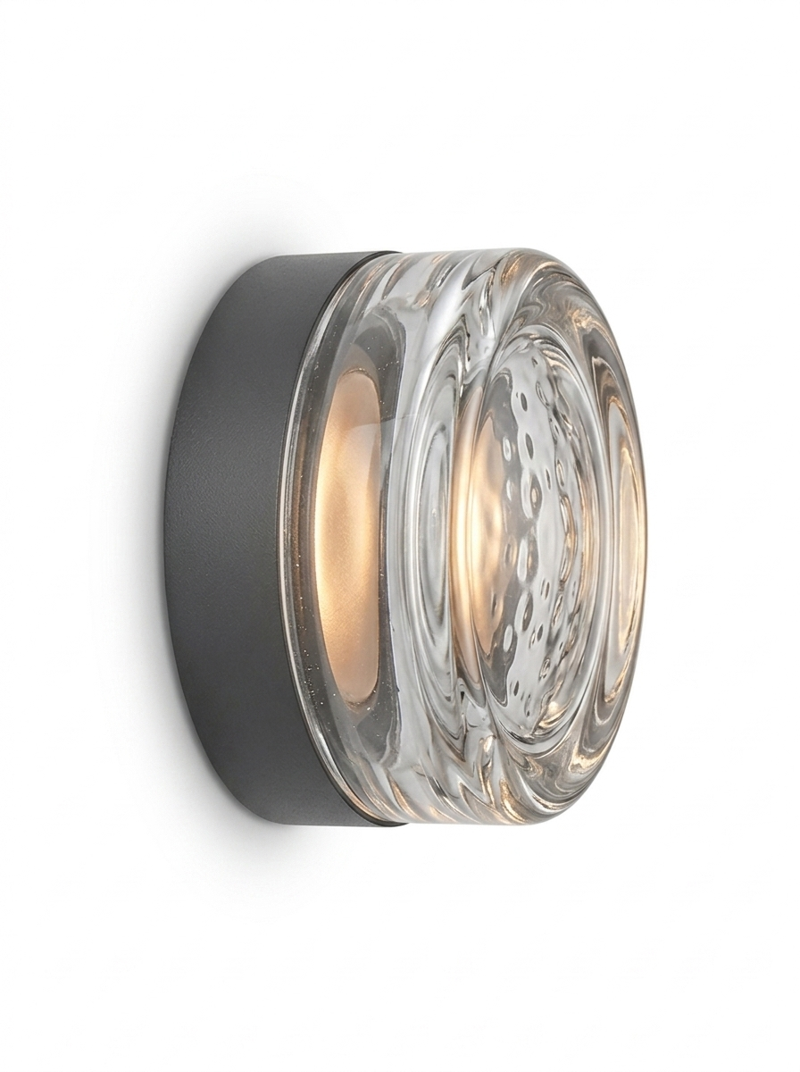 Side profile of the low-profile flush-mount sconce housing and lens