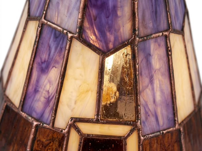 Solin lamp stained glass panels close-up