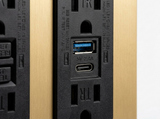 Voss USB-A and USB-C ports close-up