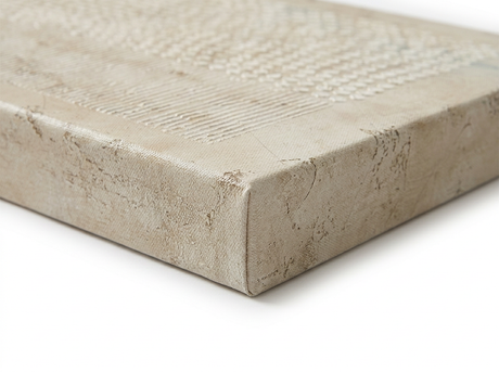 Dovre gallery-wrapped edge profile close-up