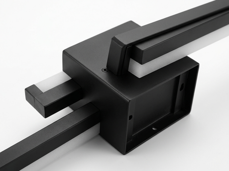 Orla central backplate and staggered bars close-up