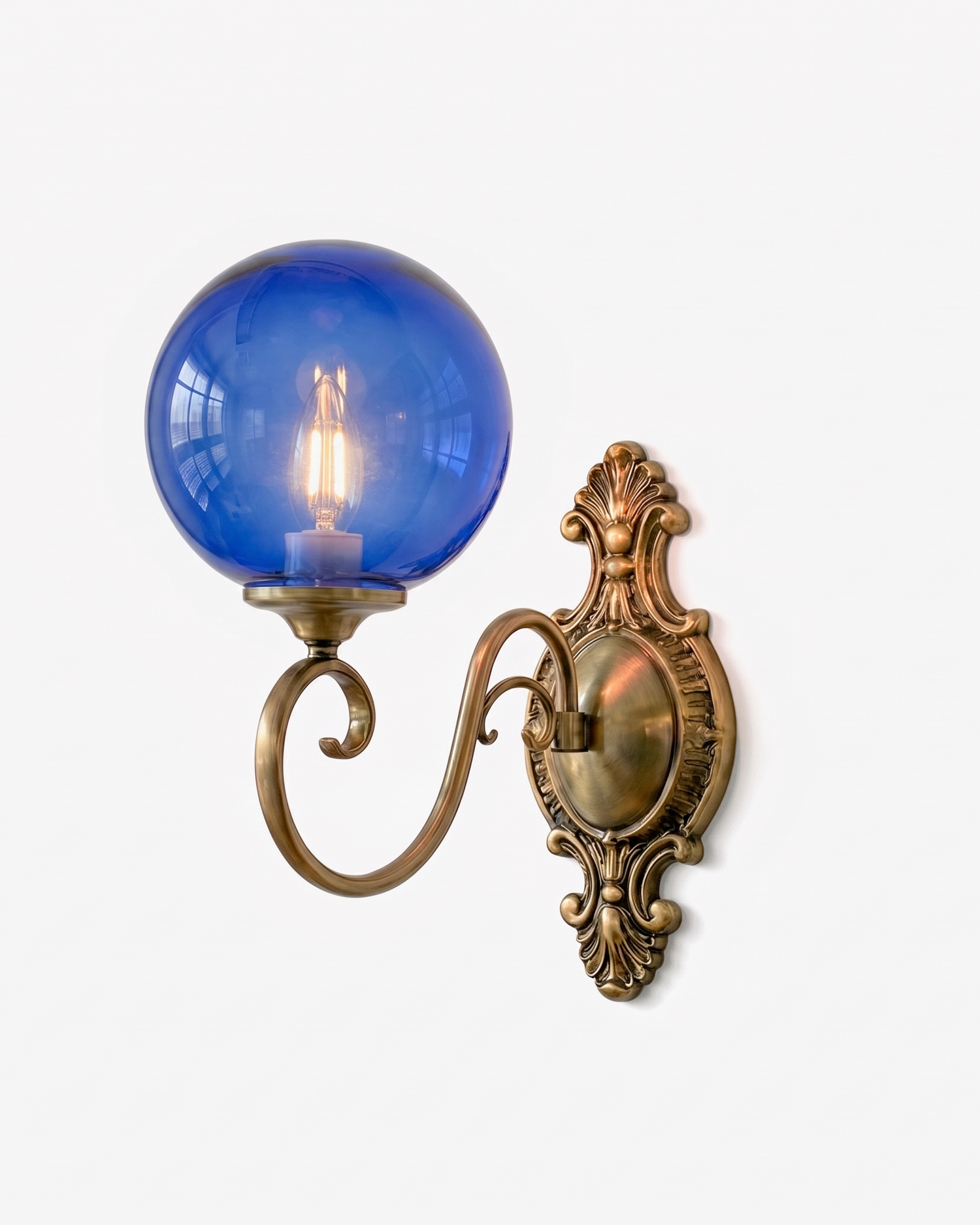 Vintarose in Brass & Blue
