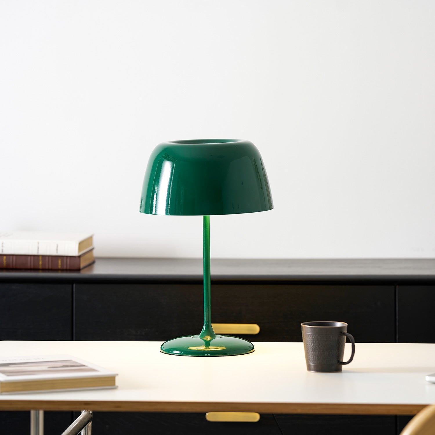 Bittel table lamp