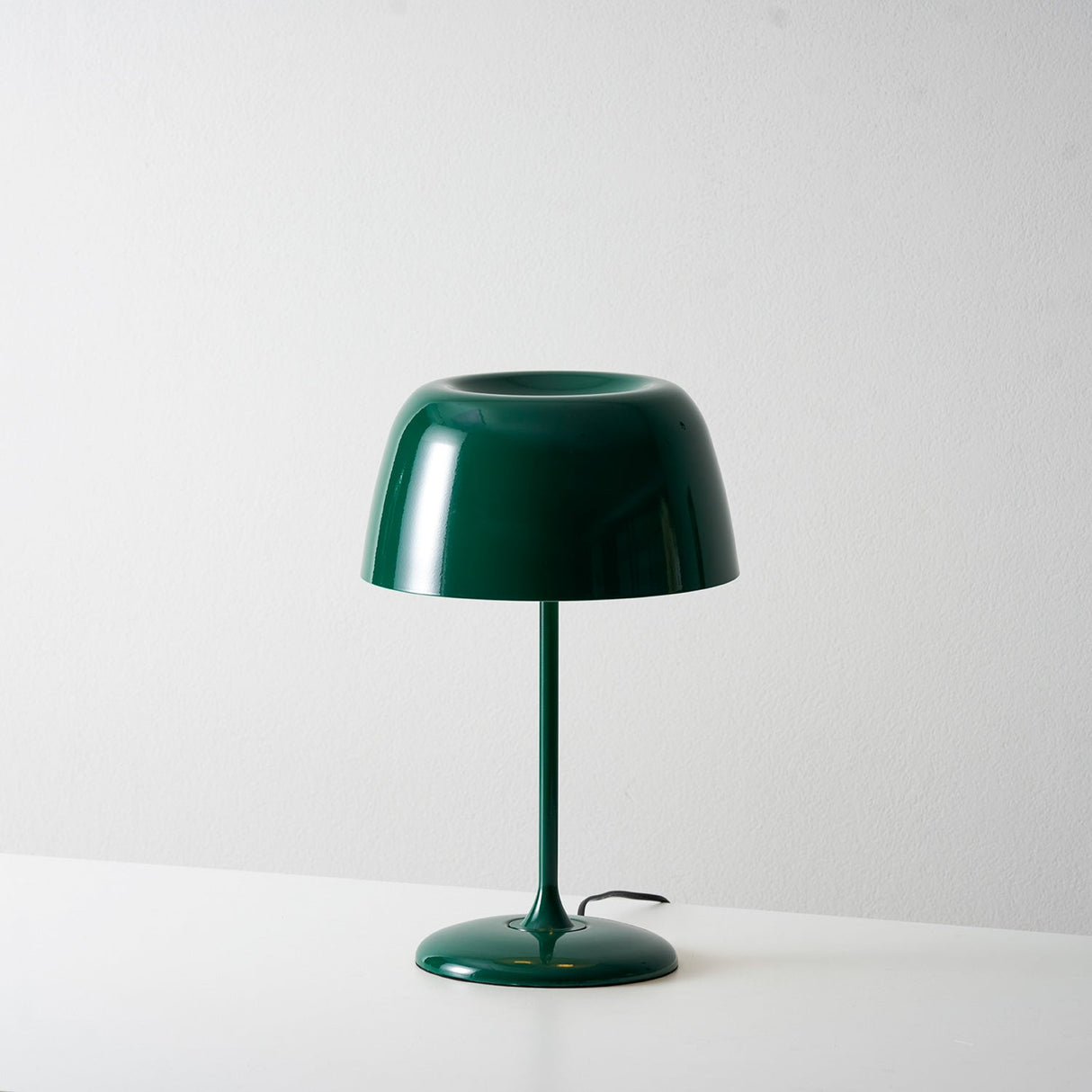 Bittel table lamp