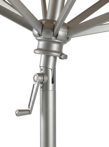 Sera aluminium hub, crank and push-button tilt, close-up on white